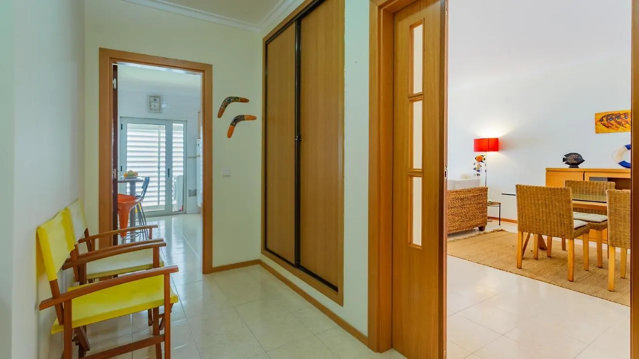 Bright & Lovesome Apartment W/ Balcony In Portimao By Lovelystay